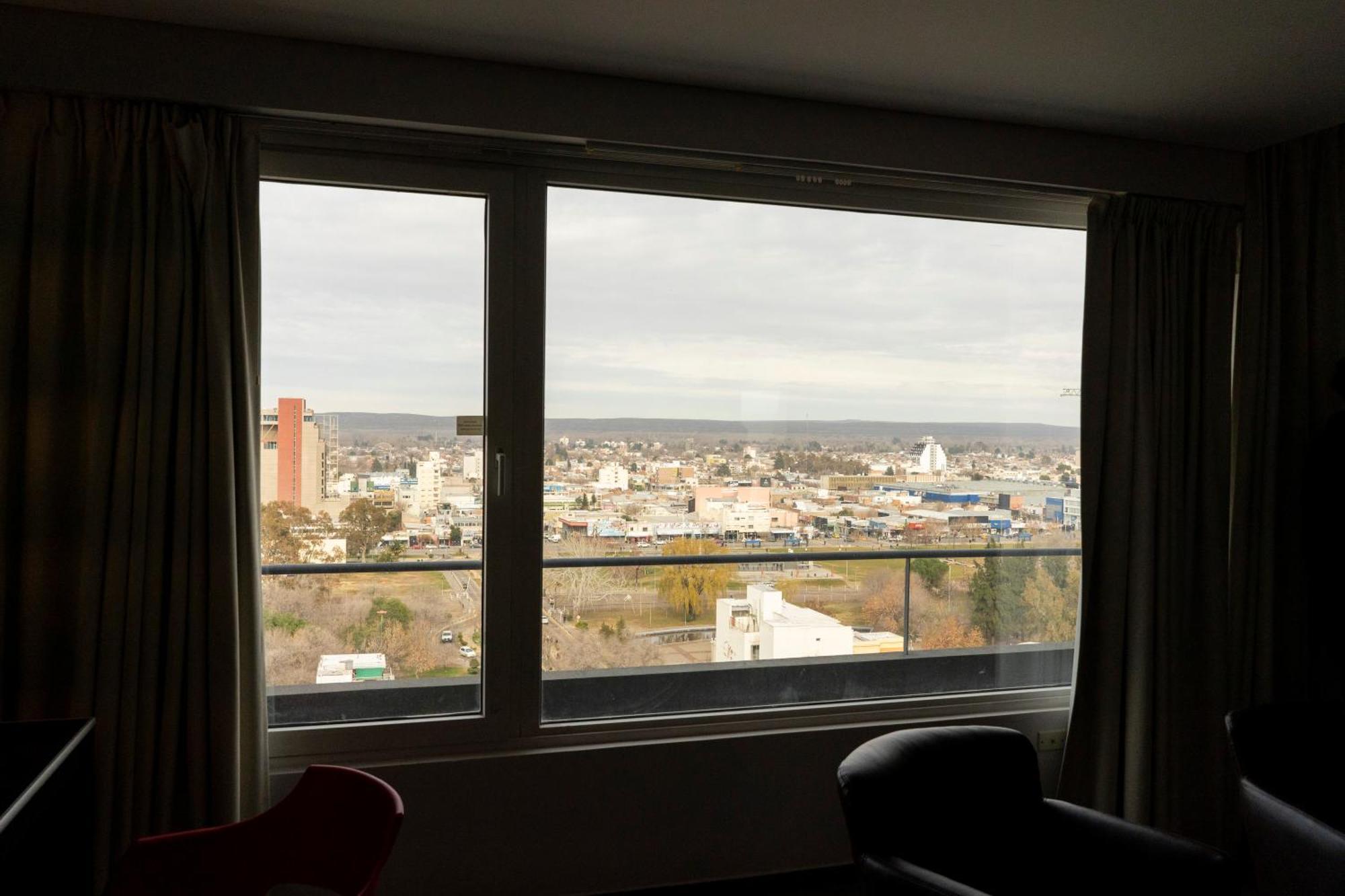 Hotel Neu 354 Неукен Экстерьер фото